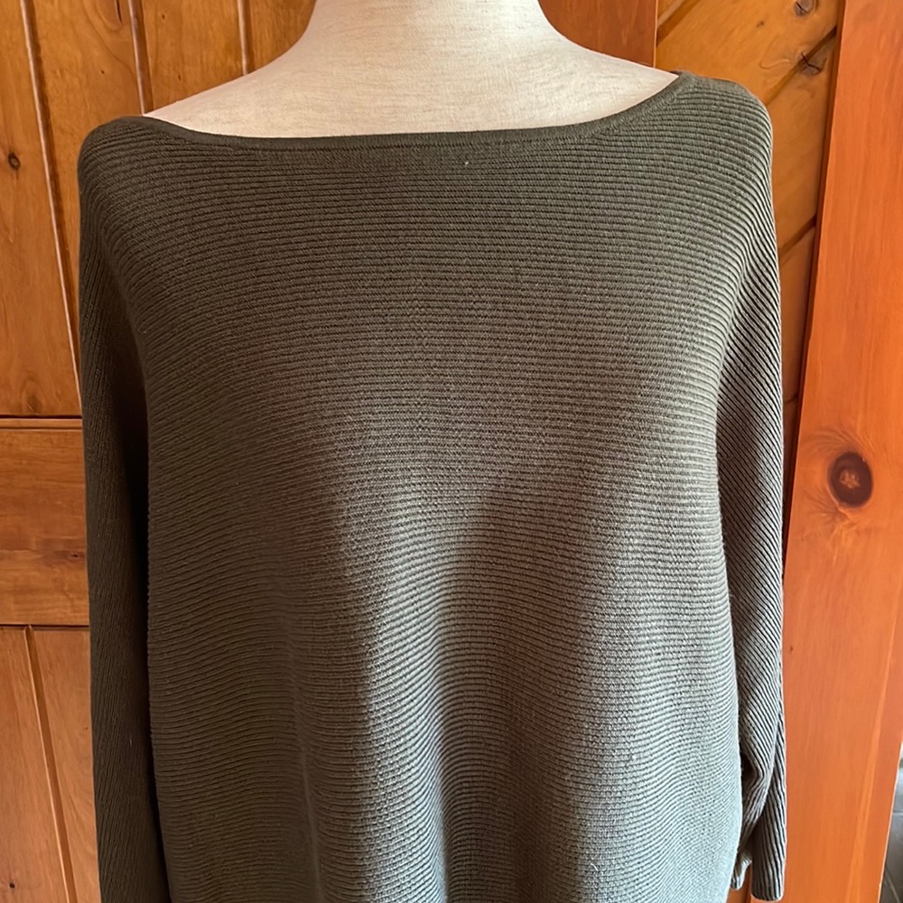 NWOT Soft Boatneck Olive Green Knit Sweater Size XL Fine Ribbed Knit